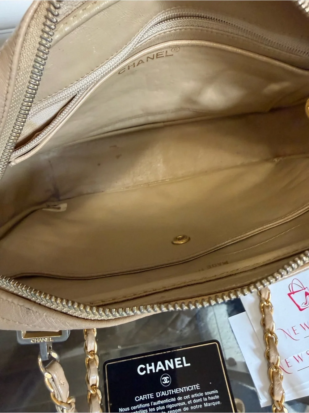 CHANEL Beige Quilted Shoulder Bag with Gold Chain